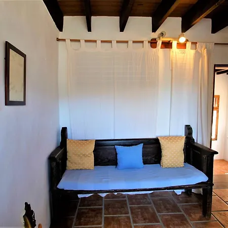 Finca Tisalaya * Tinajo